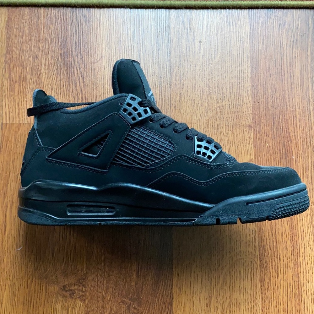 Nike Jordan 4’s